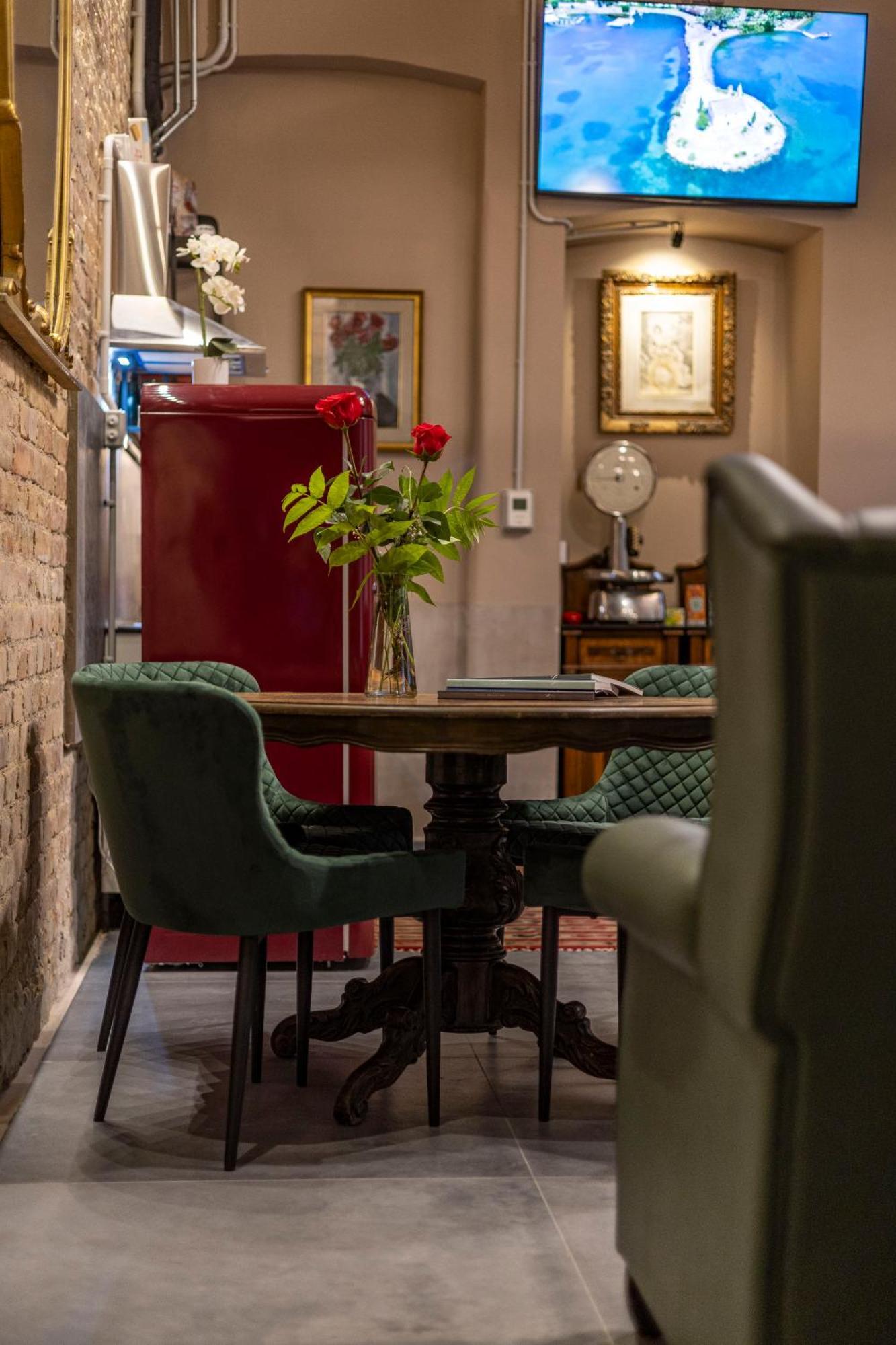 The Address Loft - Joy Budapest