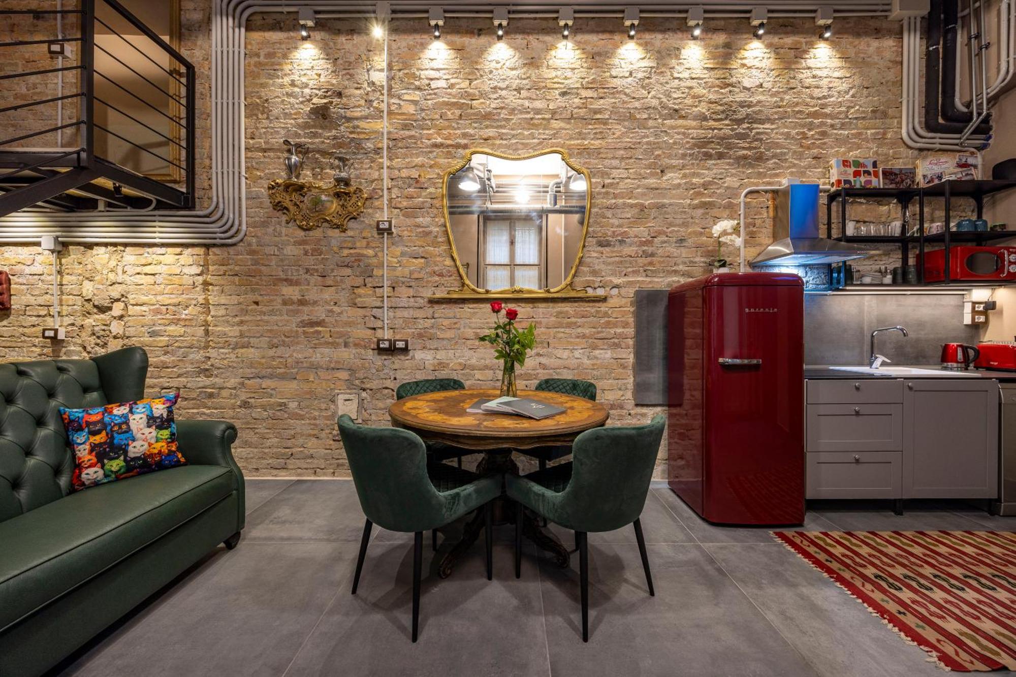 The Address Loft - Joy Budapest