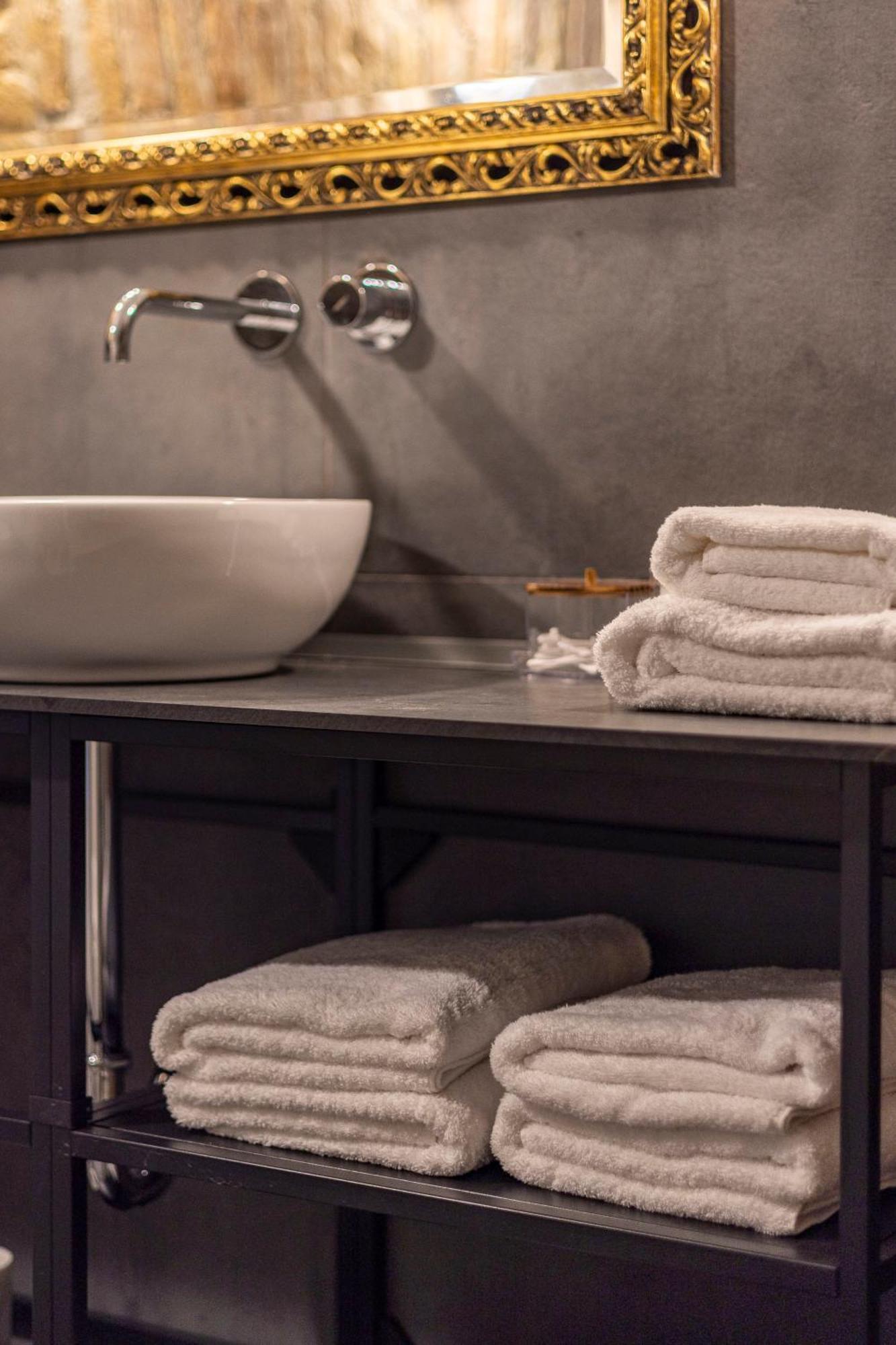 The Address Loft - Joy * Budapest