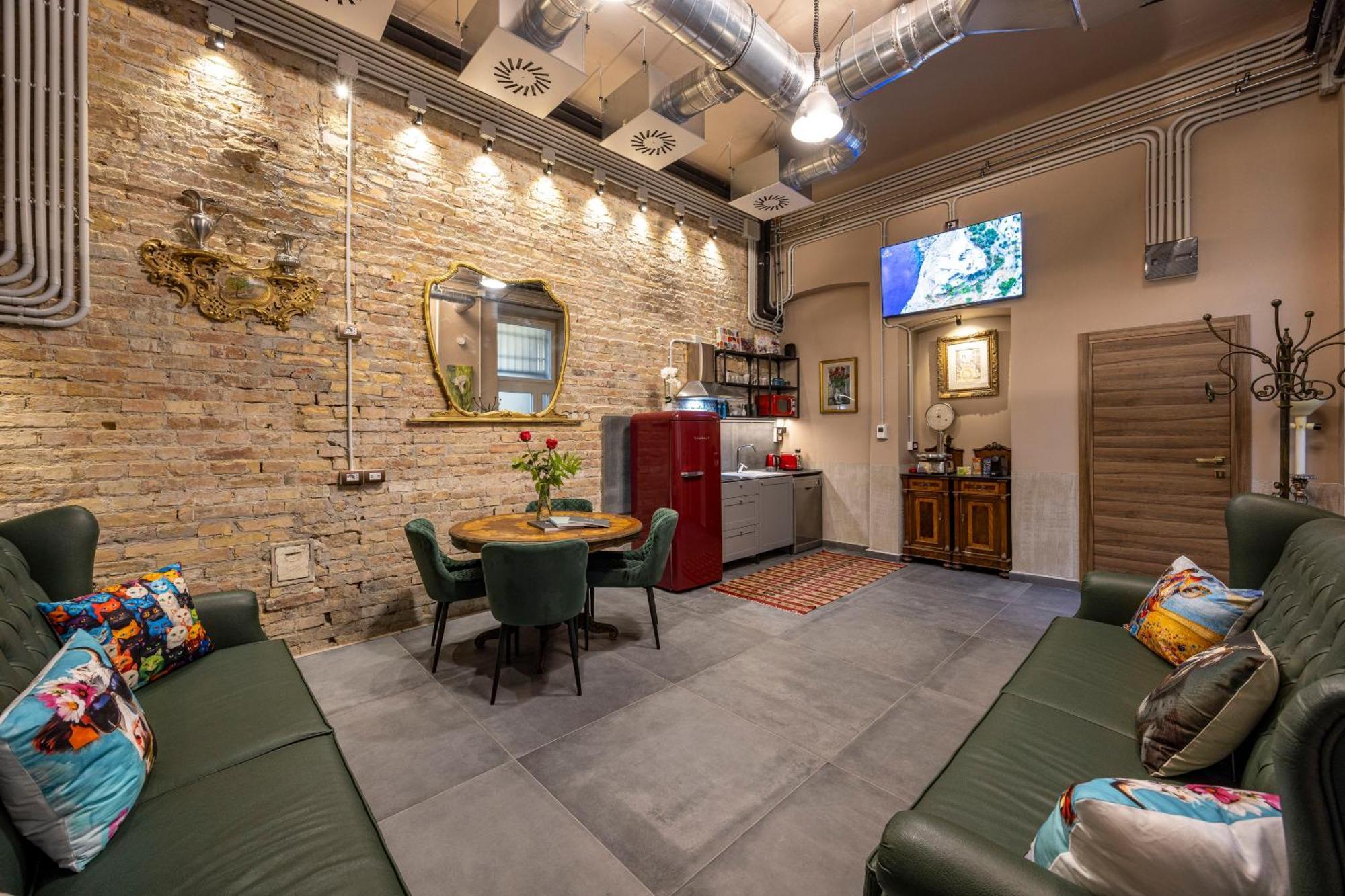The Address Loft - Joy Apartment Budapest